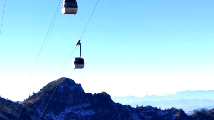 Kalinchowk Cable car tour package.